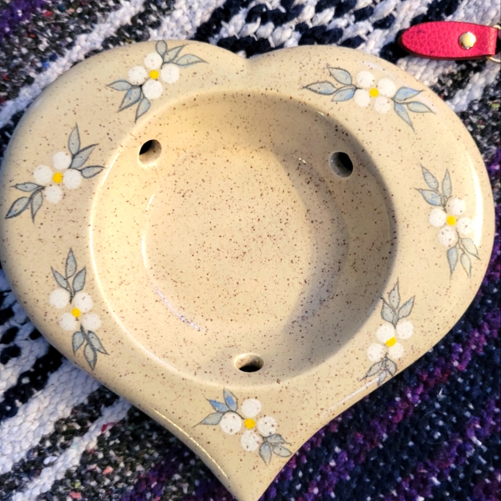 Vintage stoneware hand painted heart candle holder /trinket dish cute